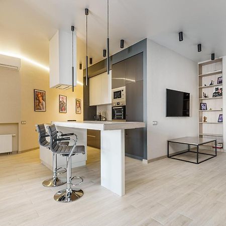 Sea Symphony Design Apartment 오데사 외부 사진